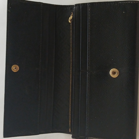 GENUINE BURBERRY WALLET gold (hardware) - Picture 3 of 11